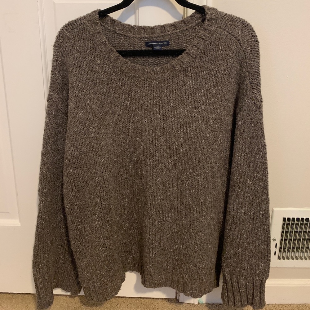 American Eagle Sweater!!